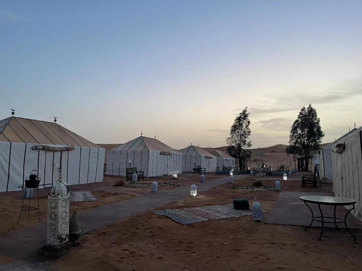 Merzouga Paradise Luxury Camp Екстер'єр фото